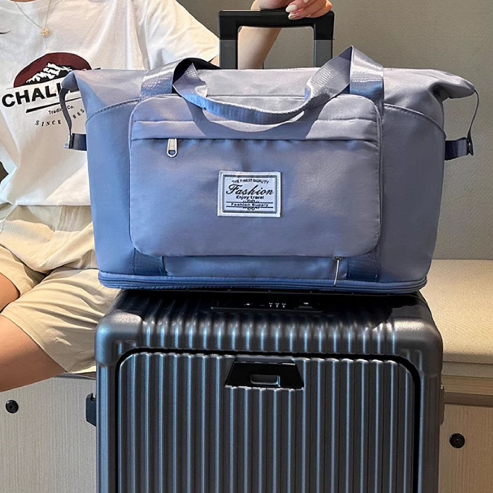 キャリーオンバッグ 旅行の相棒 軽快キャリーオンバッグ
