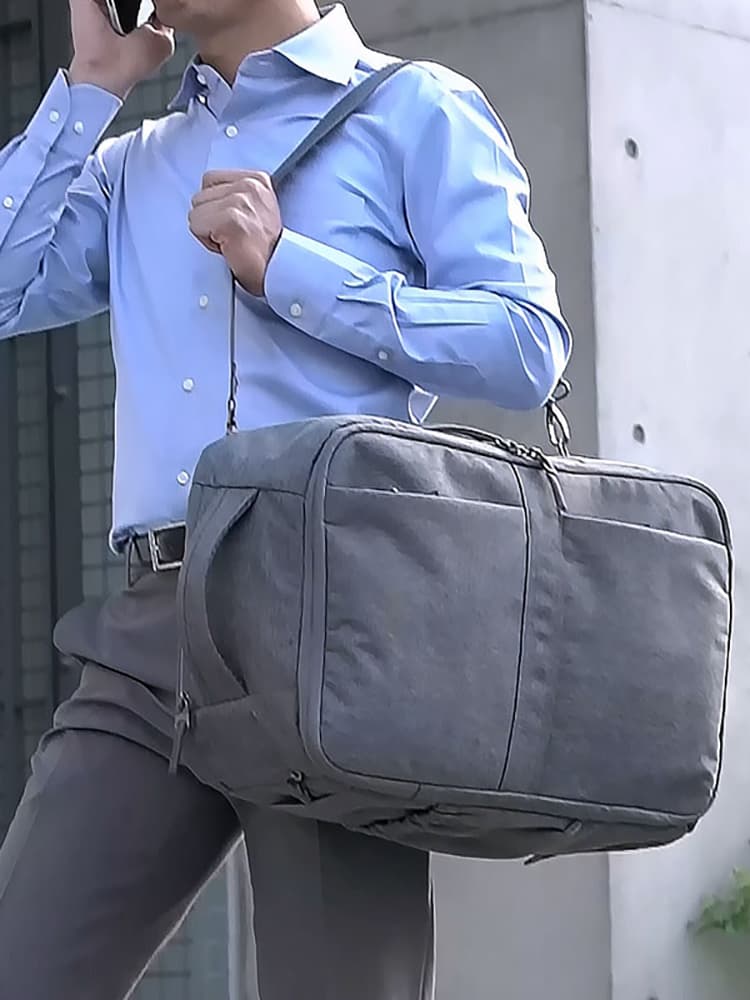 キャリーオンバッグ 多機能変形型ビジネスリュック