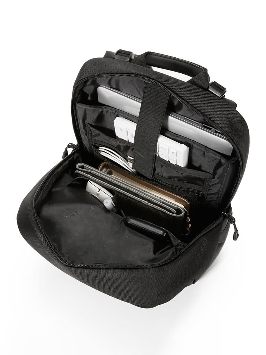 キャリーオンバッグ 多機能二層式ビジネスリュック