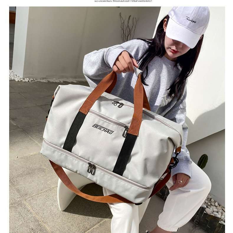 キャリー オン バッグ シンプル 収納上手な ボストンバッグ